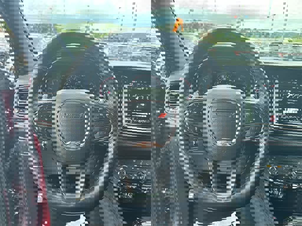 Used 2024 Dodge Durango GT image 20