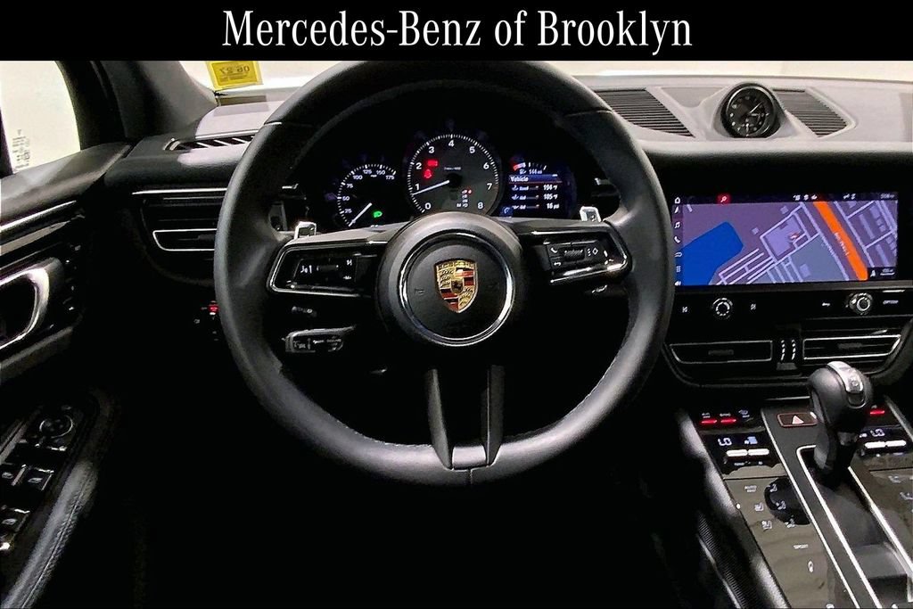 Used 2025 Porsche Macan S AWD/4WD image 5