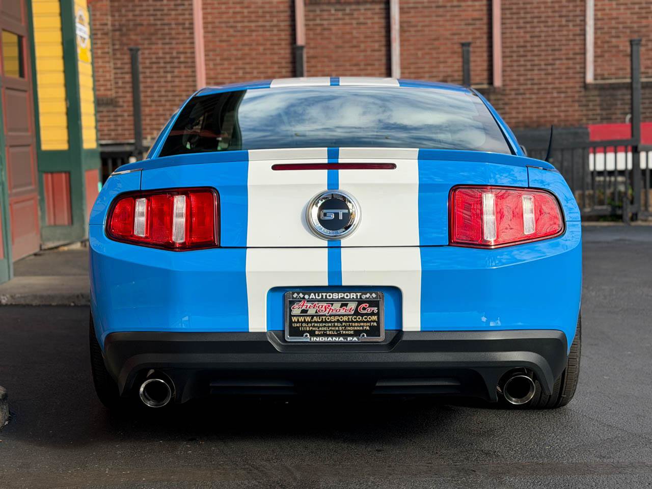 Used 2011 Ford Mustang GT Premium w/ 401A Rapid Spec Order Code RWD image 7