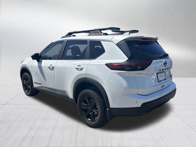 Used 2025 Nissan Rogue SV AWD/4WD image 8