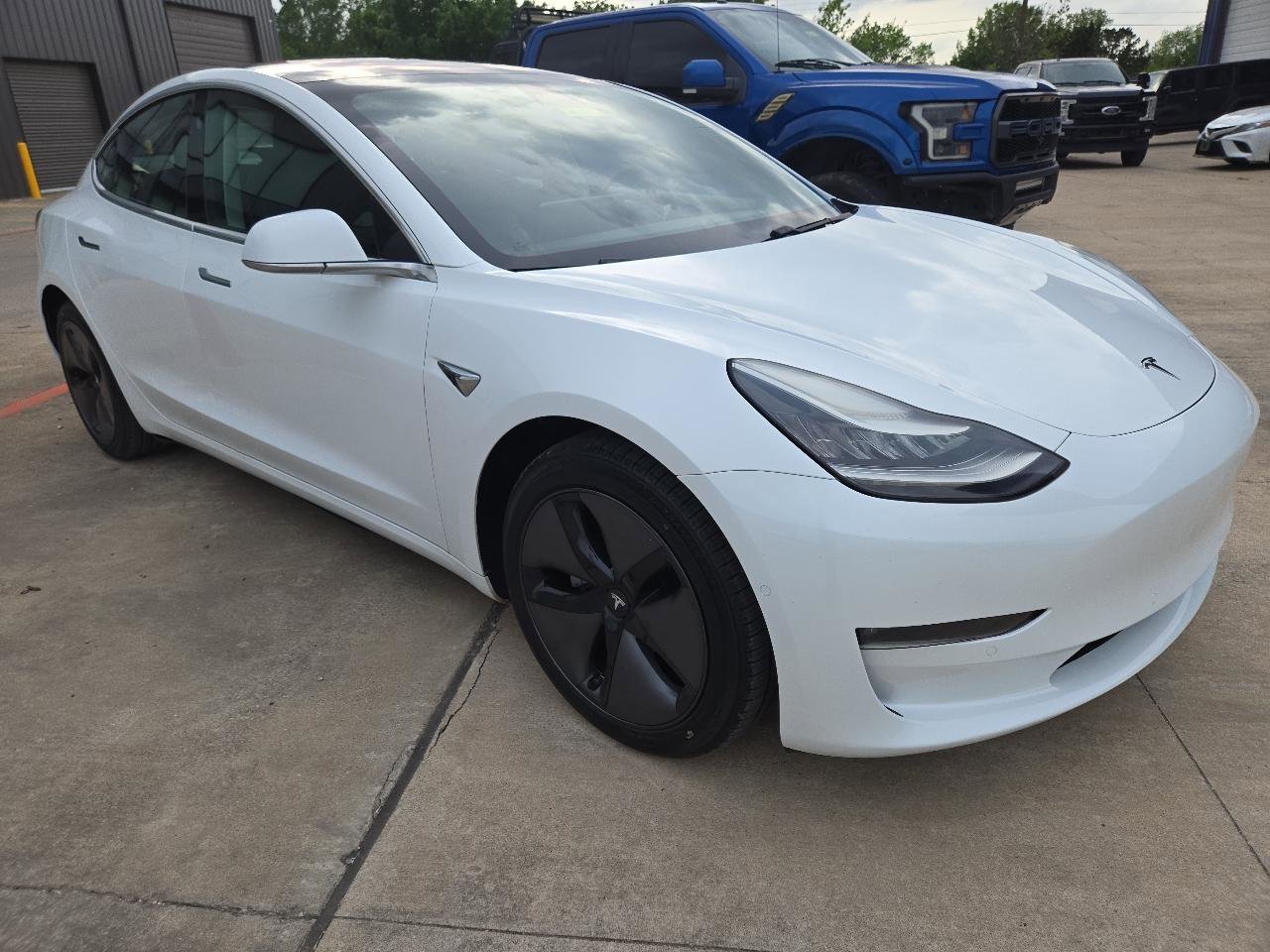 Used 2018 Tesla Model 3 Long Range AWD/4WD image 3