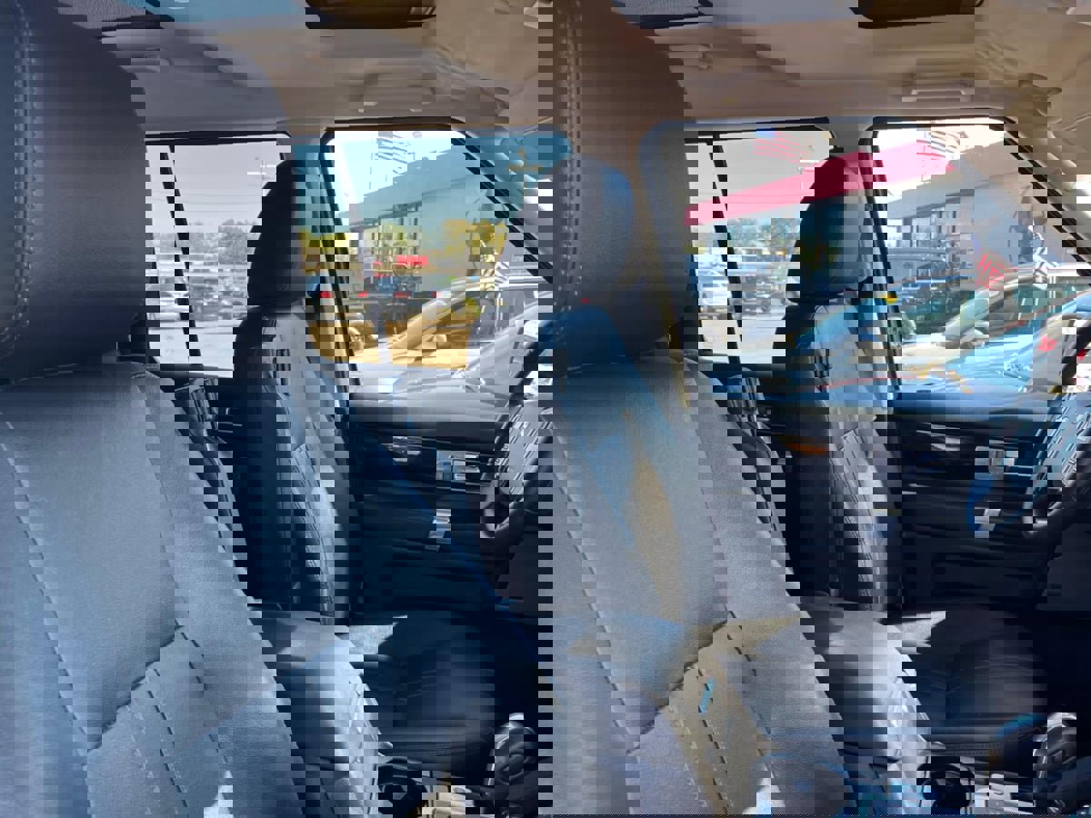 Used 2013 Land Rover LR4 HSE image 42