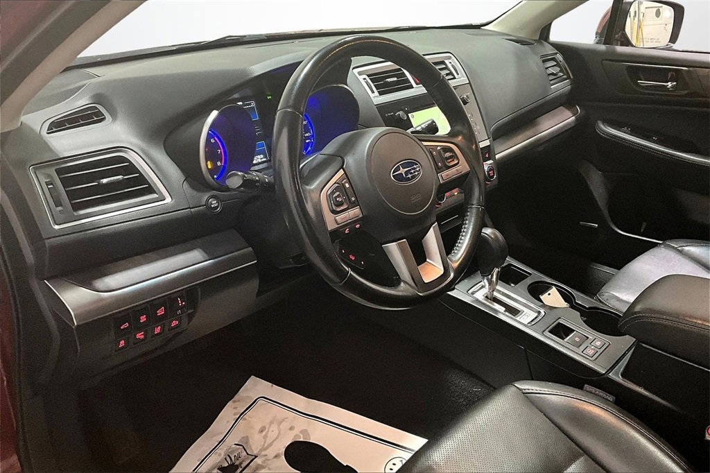 Used 2017 Subaru Outback 2.5i Limited image 17