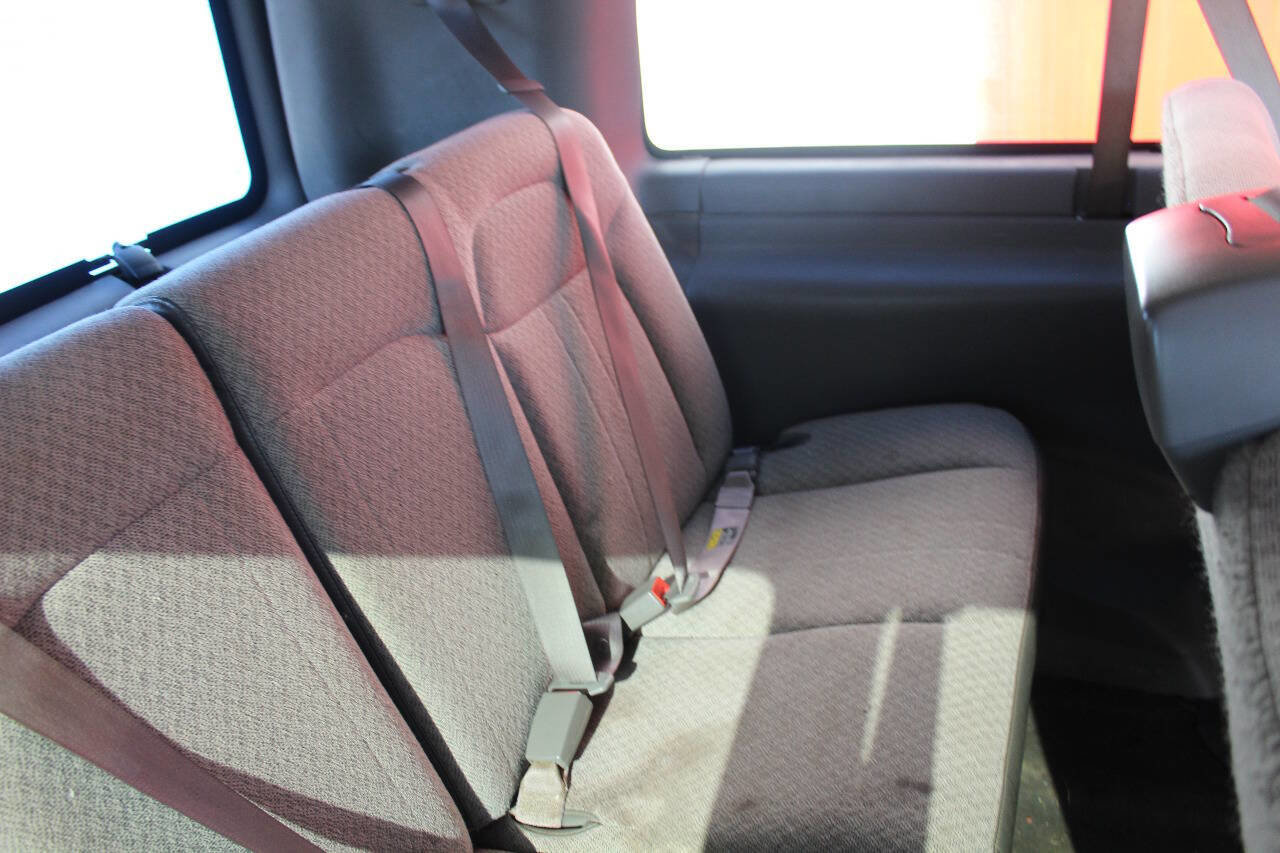 Used 2013 Chevrolet Express 3500 LT w/ LT Preferred Equipment Group image 23