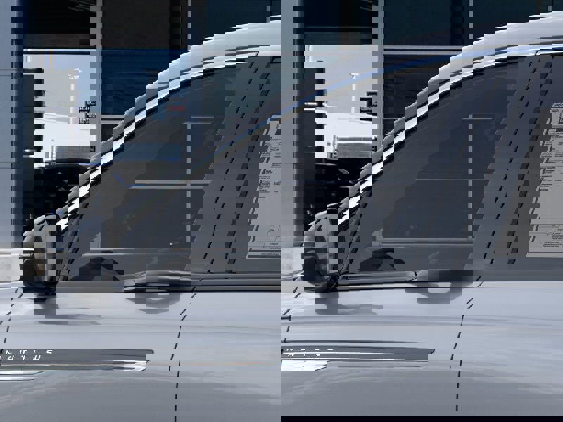 New 2026 Lincoln Nautilus Premier image 20