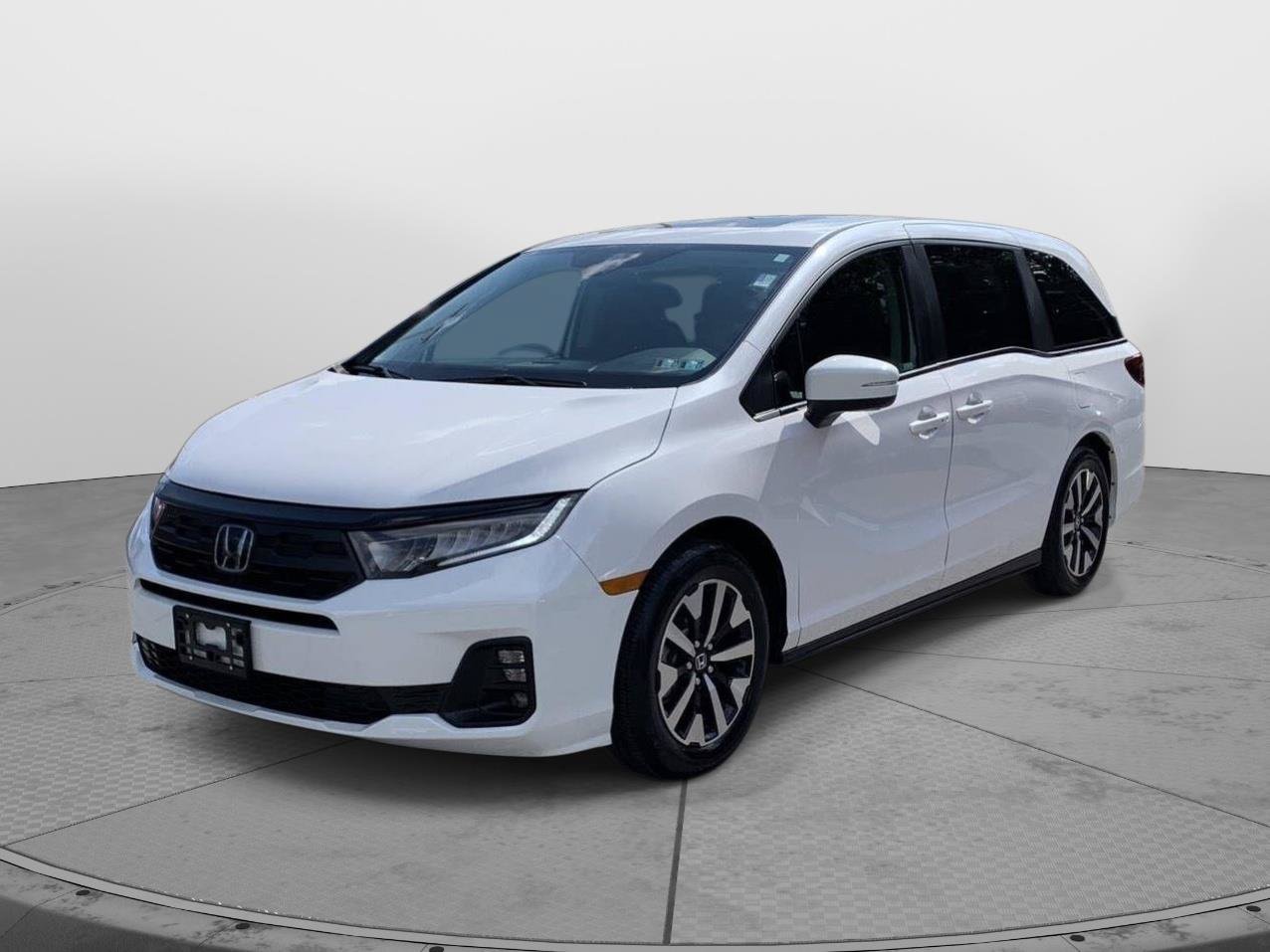 Certified 2026 Honda Odyssey EX-L image 7