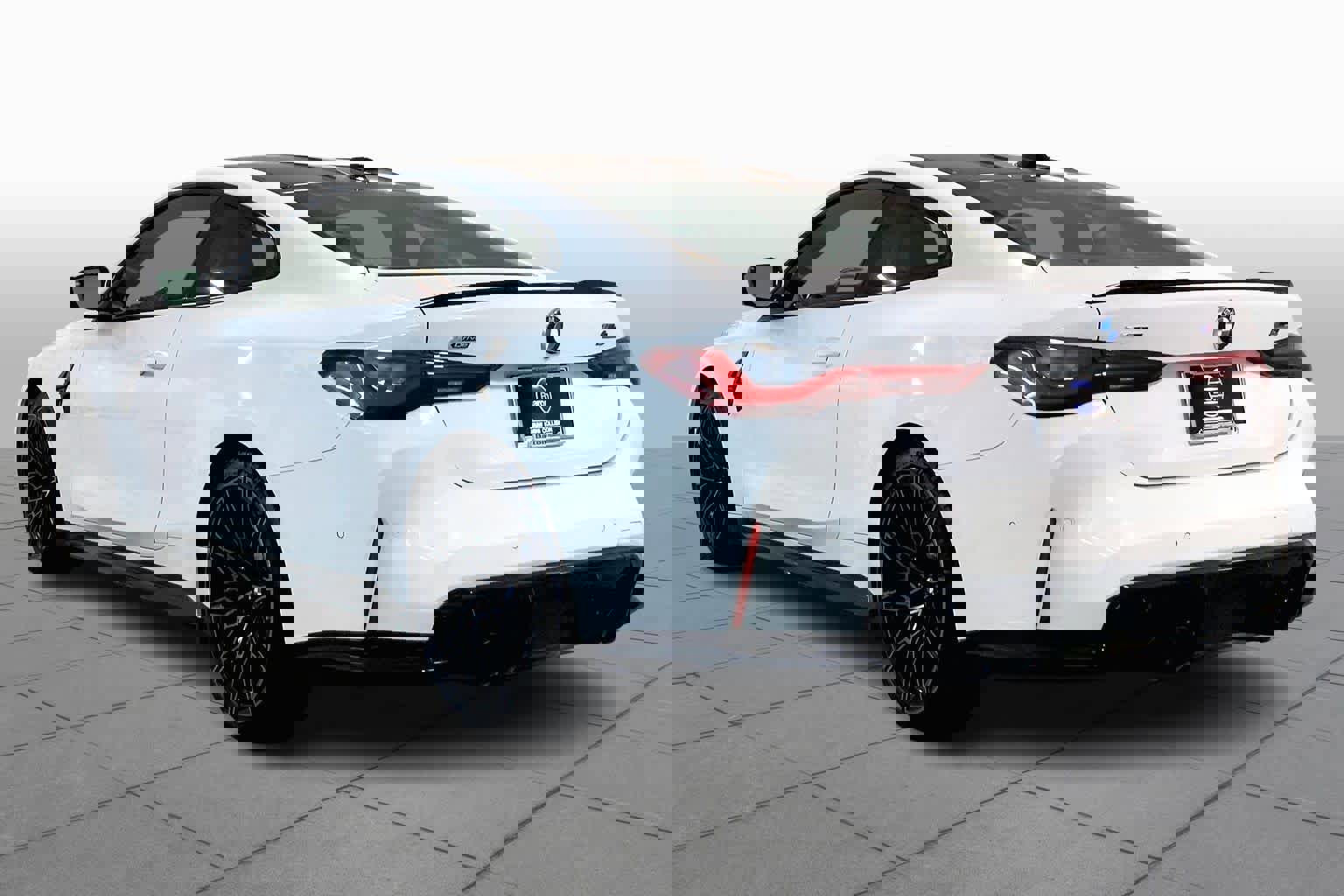 Used 2024 BMW M4 xDrive Competition w/ Executive Package image 11