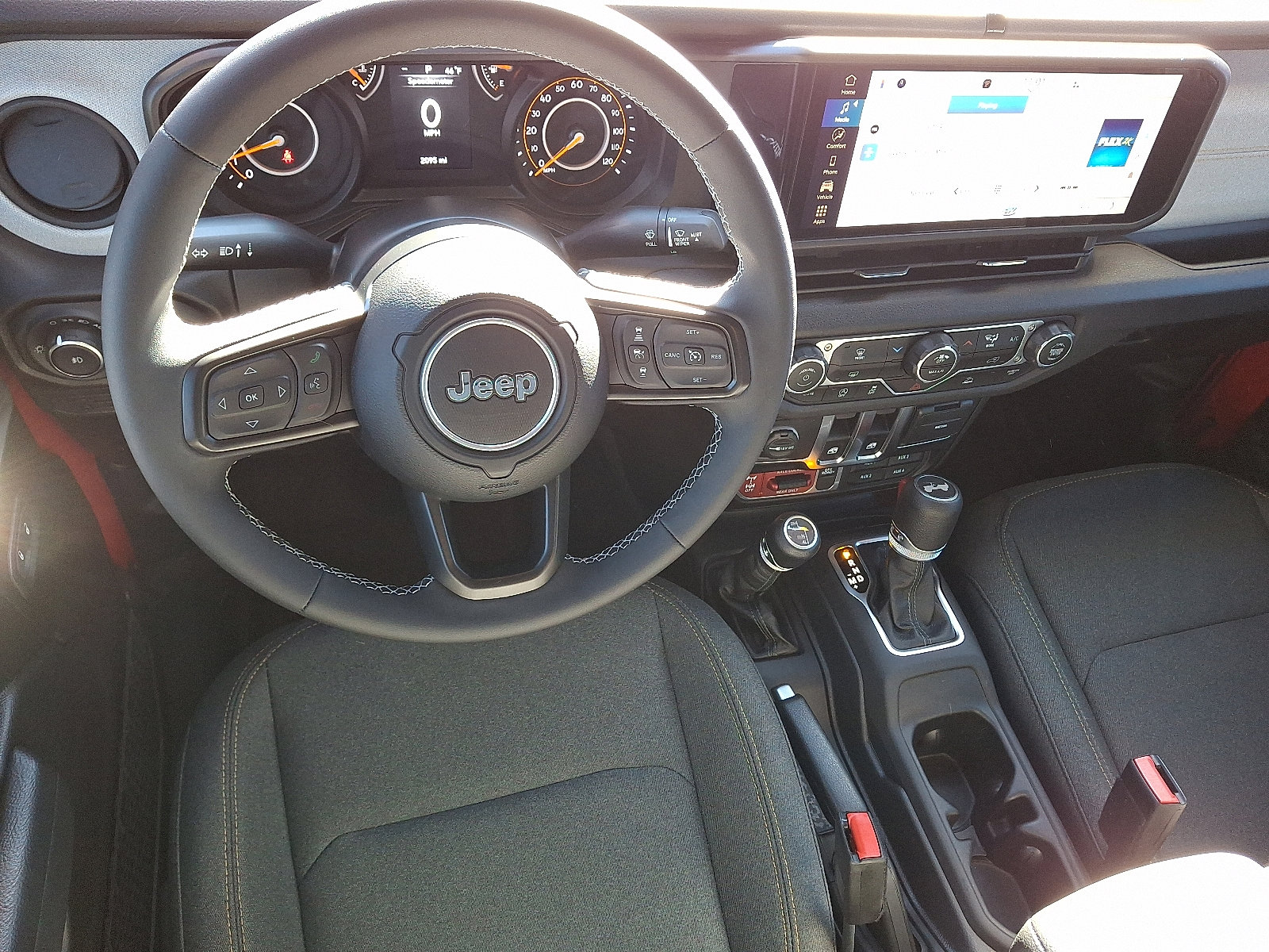 Used 2025 Jeep Wrangler Sport image 11