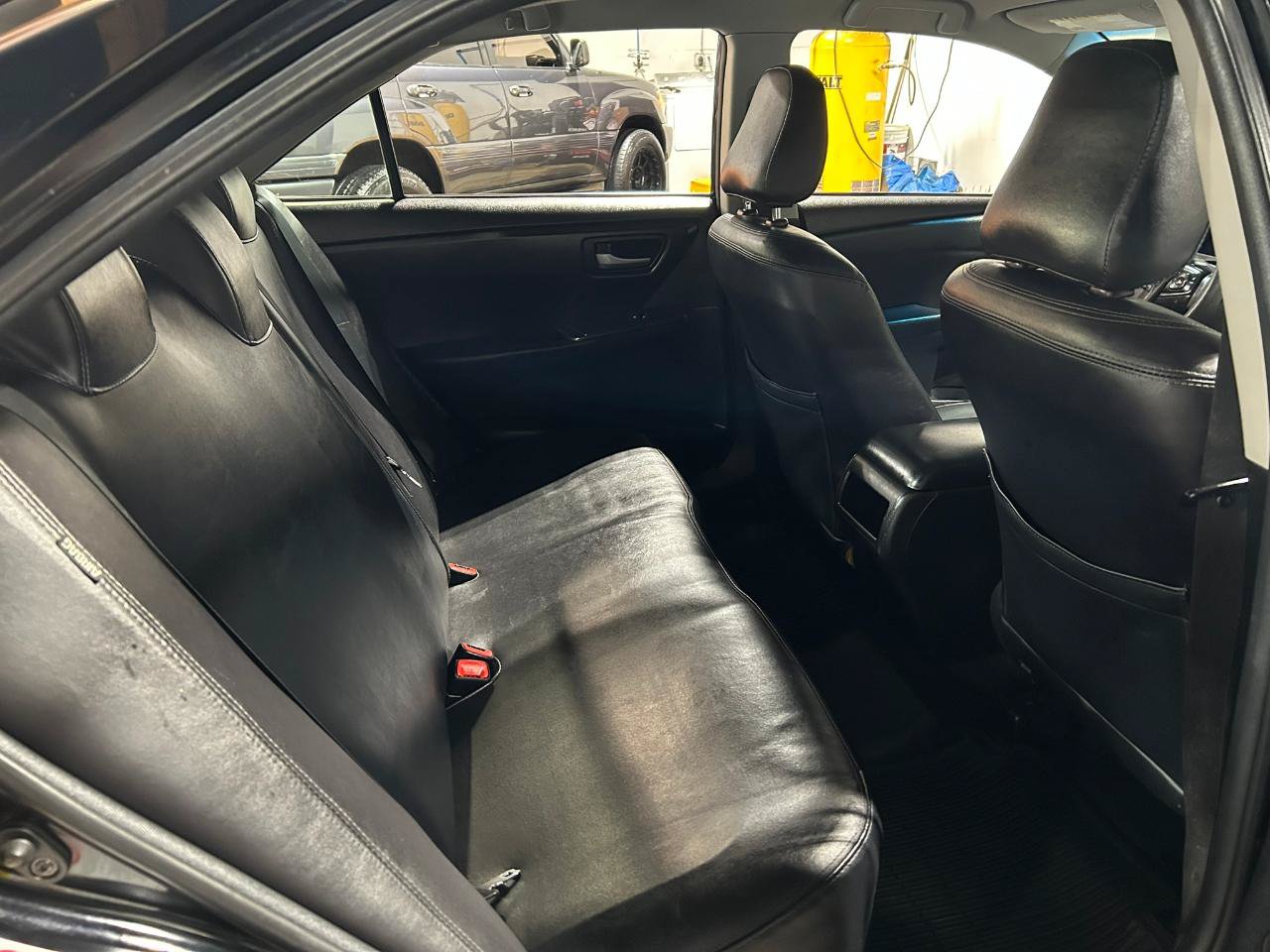 Used 2017 Toyota Camry LE FWD image 26