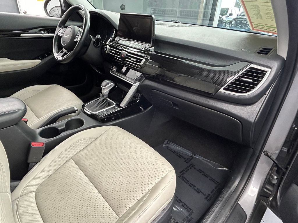 Used 2022 Kia Seltos EX AWD/4WD image 47