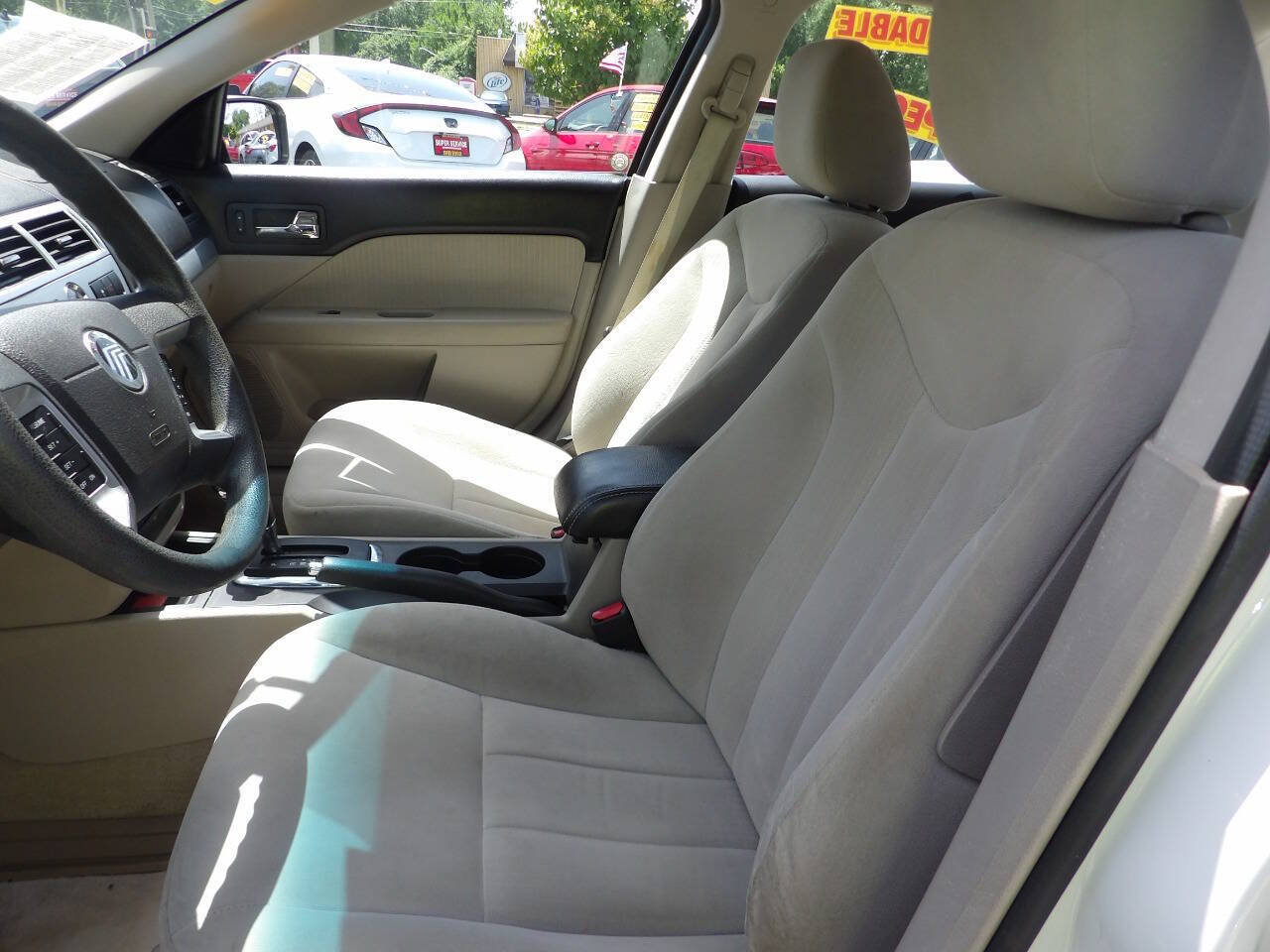 Used 2009 Mercury Milan FWD image 8