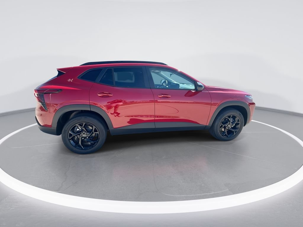 New 2026 Chevrolet Trax LT w/ Driver Confidence Package FWD image 9