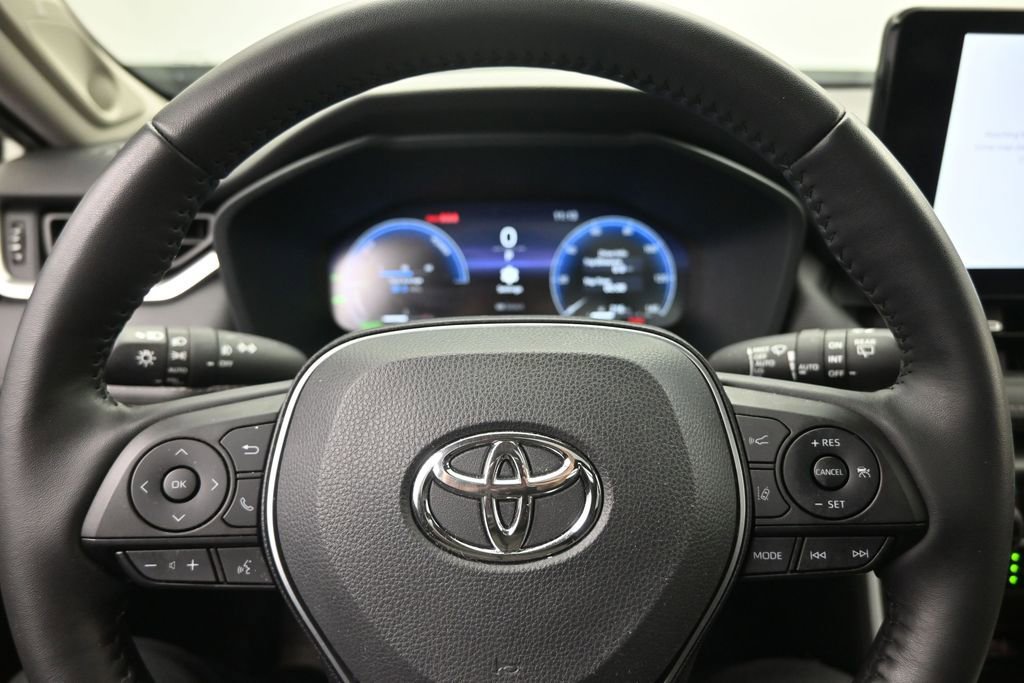 Used 2024 Toyota RAV4 Limited w/ Advanced Technology Package AWD/4WD image 14