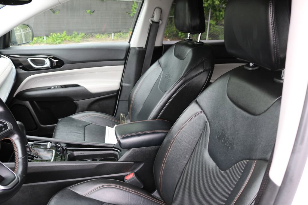 Used 2022 Jeep Compass Limited image 11