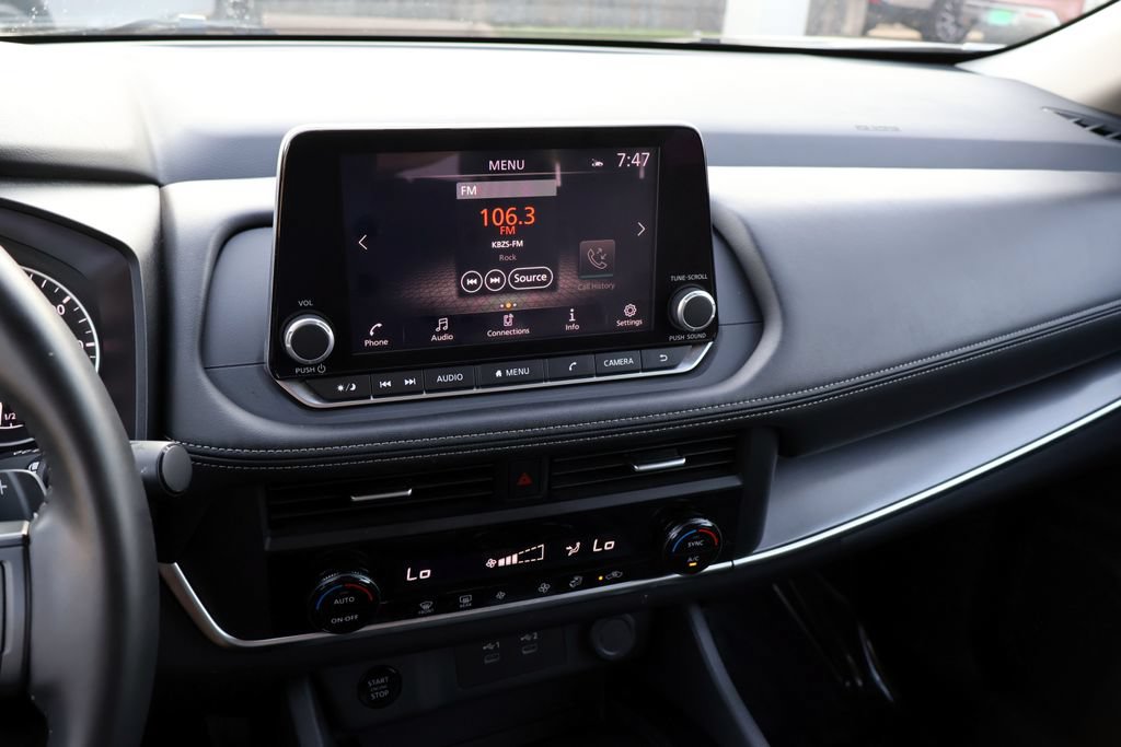 Certified 2025 Nissan Rogue SV AWD/4WD image 20