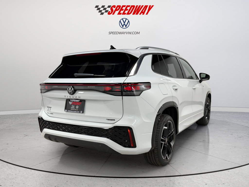 New 2026 Volkswagen Tiguan SEL R-Line image 7