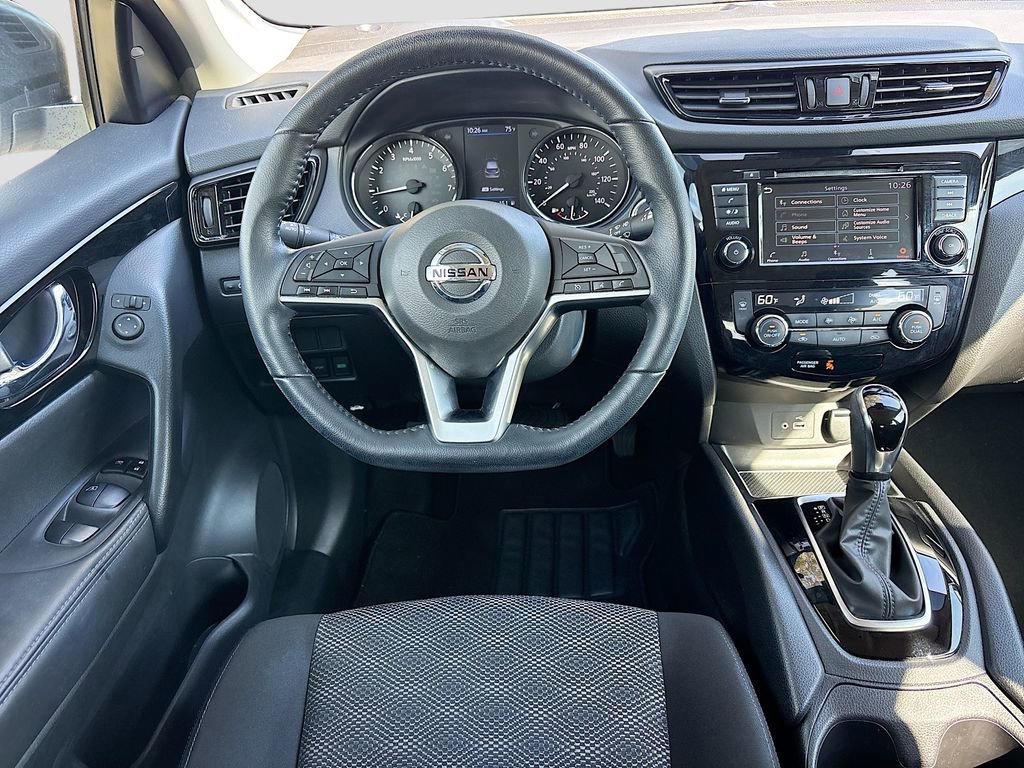 Used 2022 Nissan Rogue Sport SV image 20