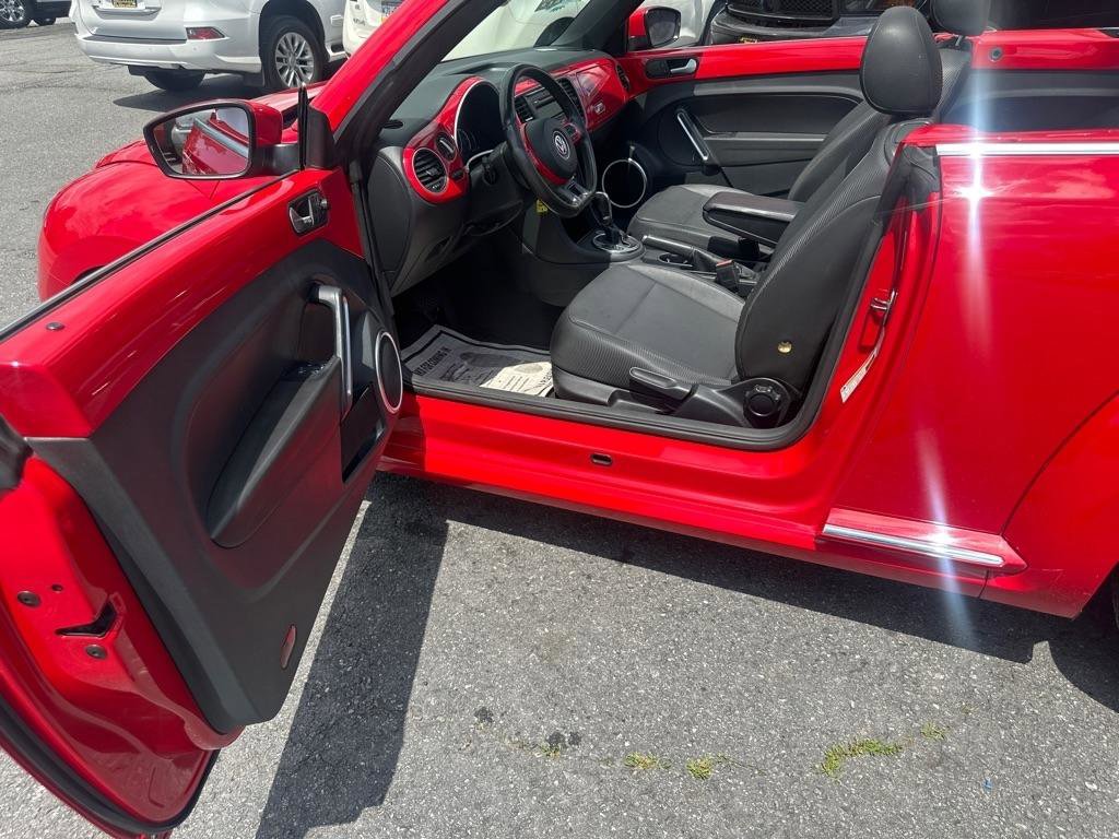 Used 2014 Volkswagen Beetle 1.8T FWD image 18