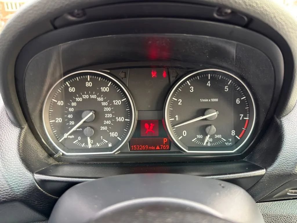 Used 2010 BMW 135i Coupe RWD image 15