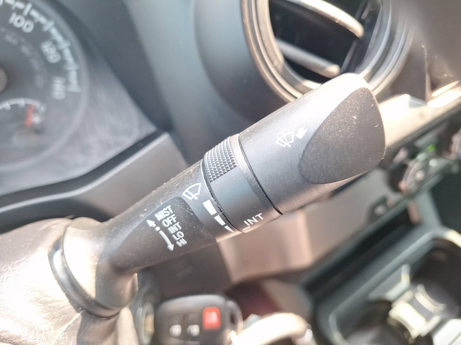 Used 2020 Toyota Tacoma SR w/ SR Convenience Package RWD image 20