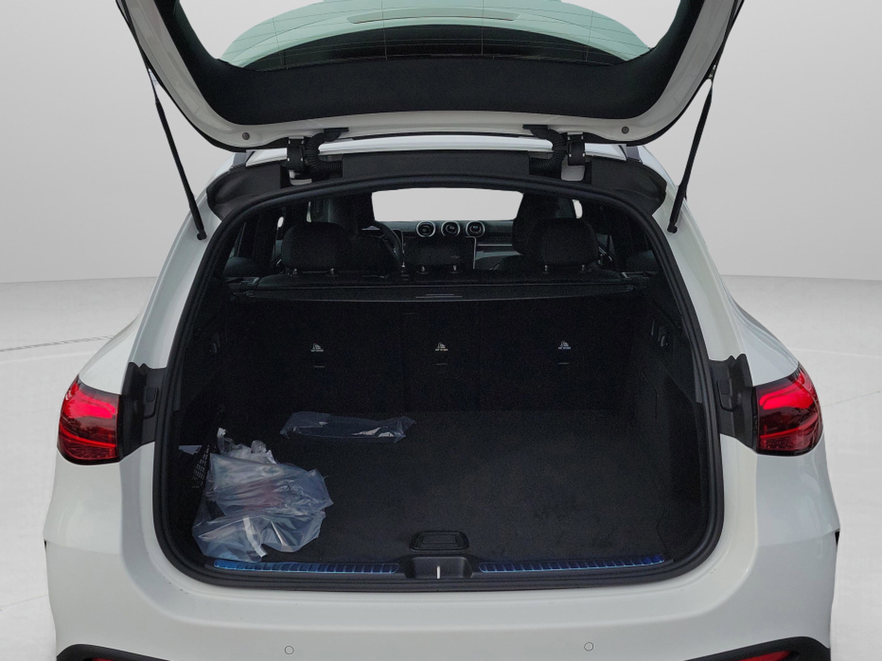 New 2026 Mercedes-Benz GLC 43 AMG 4MATIC image 30