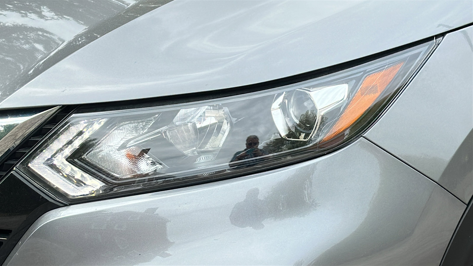 Certified 2021 Nissan Rogue Sport SV image 4