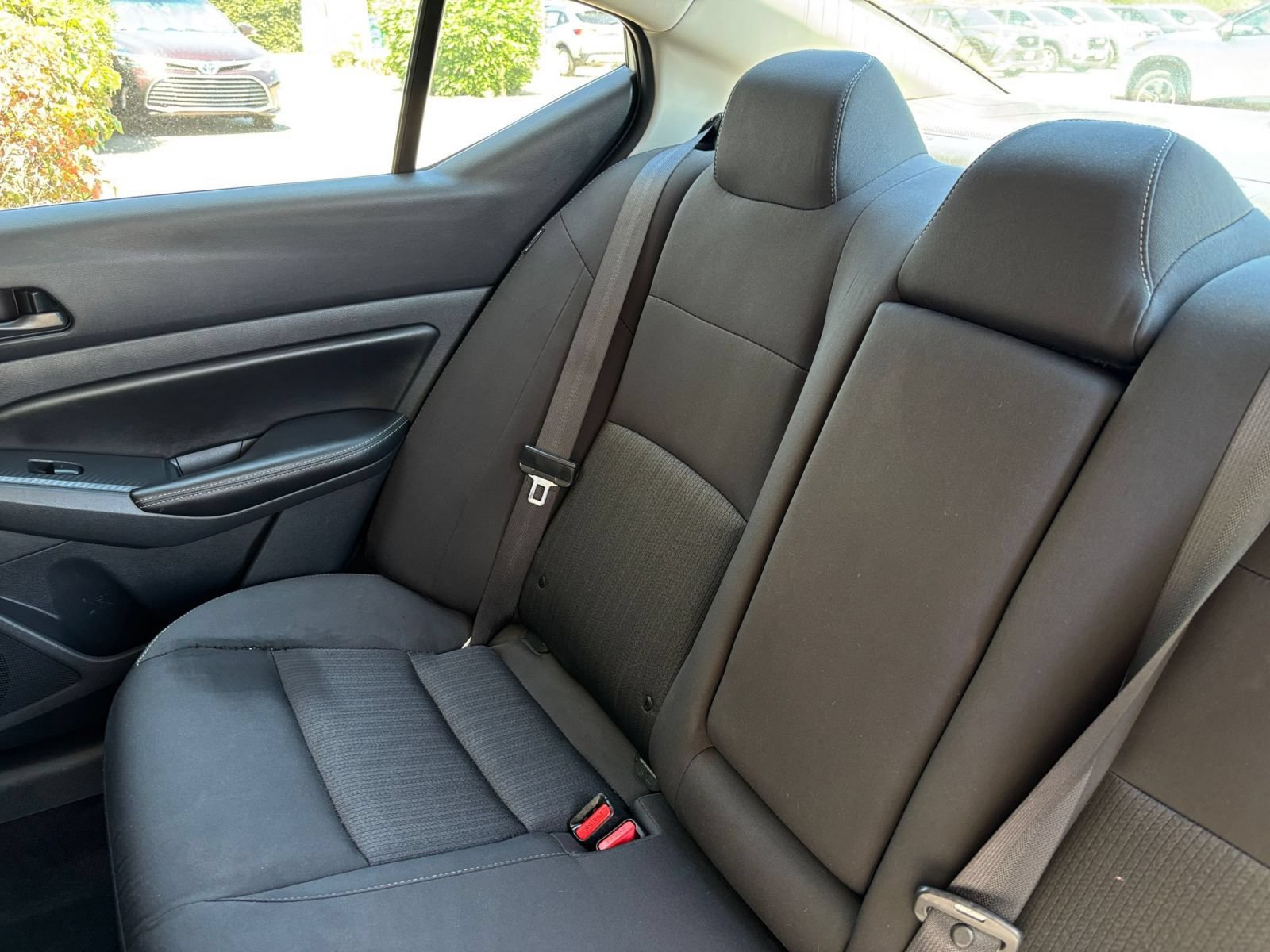 Used 2025 Nissan Altima 2.5 SV FWD image 40