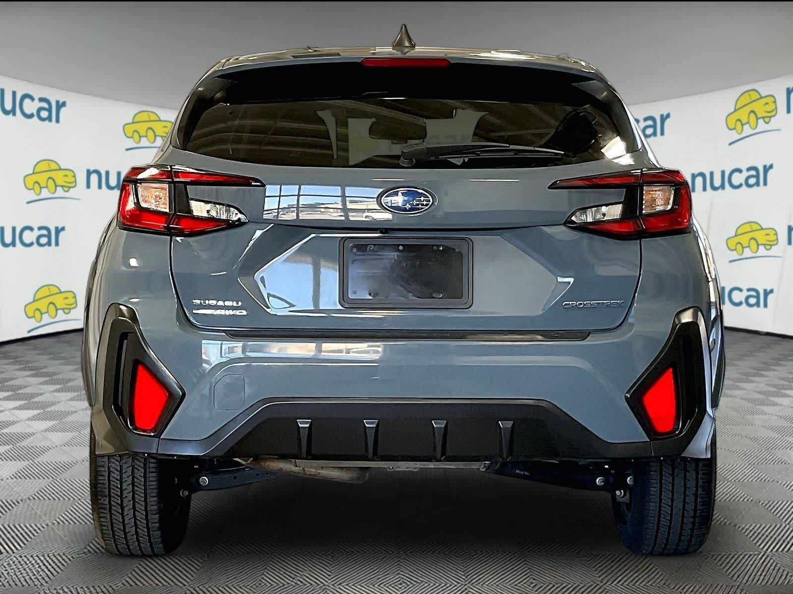 Used 2024 Subaru Crosstrek 2.0i AWD/4WD image 5
