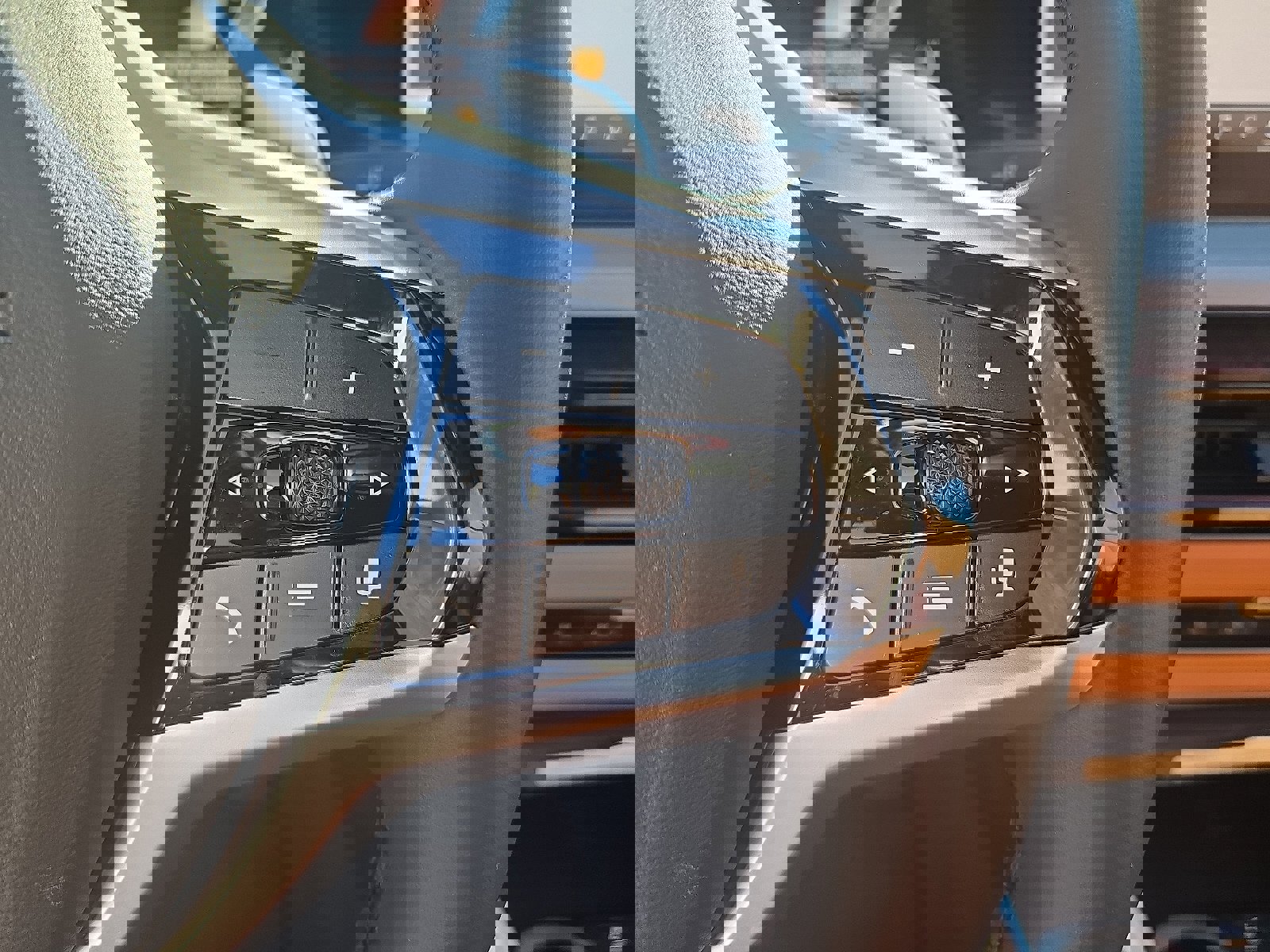 Used 2025 BMW 330i xDrive Sedan image 24