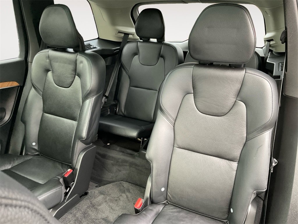 Used 2023 Volvo XC90 B6 Plus w/ Protection Package image 13