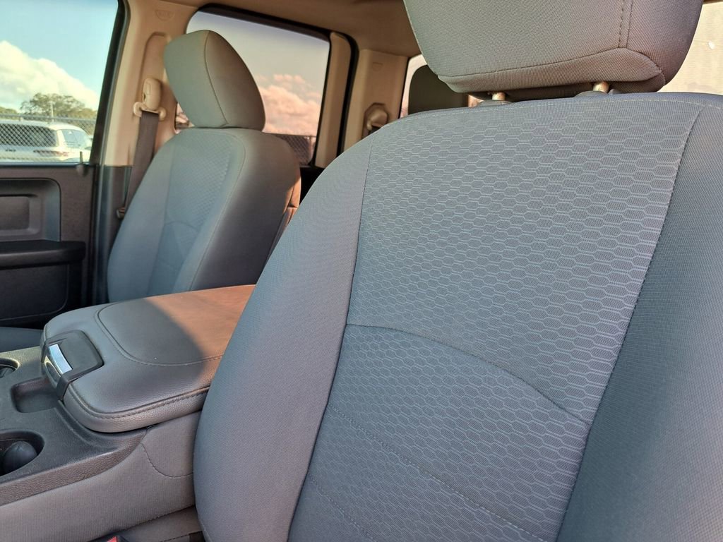 Used 2018 RAM 1500 Express w/ Express Value Package image 19