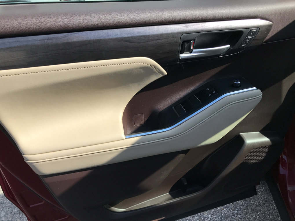 Certified 2021 Toyota Highlander Platinum image 14