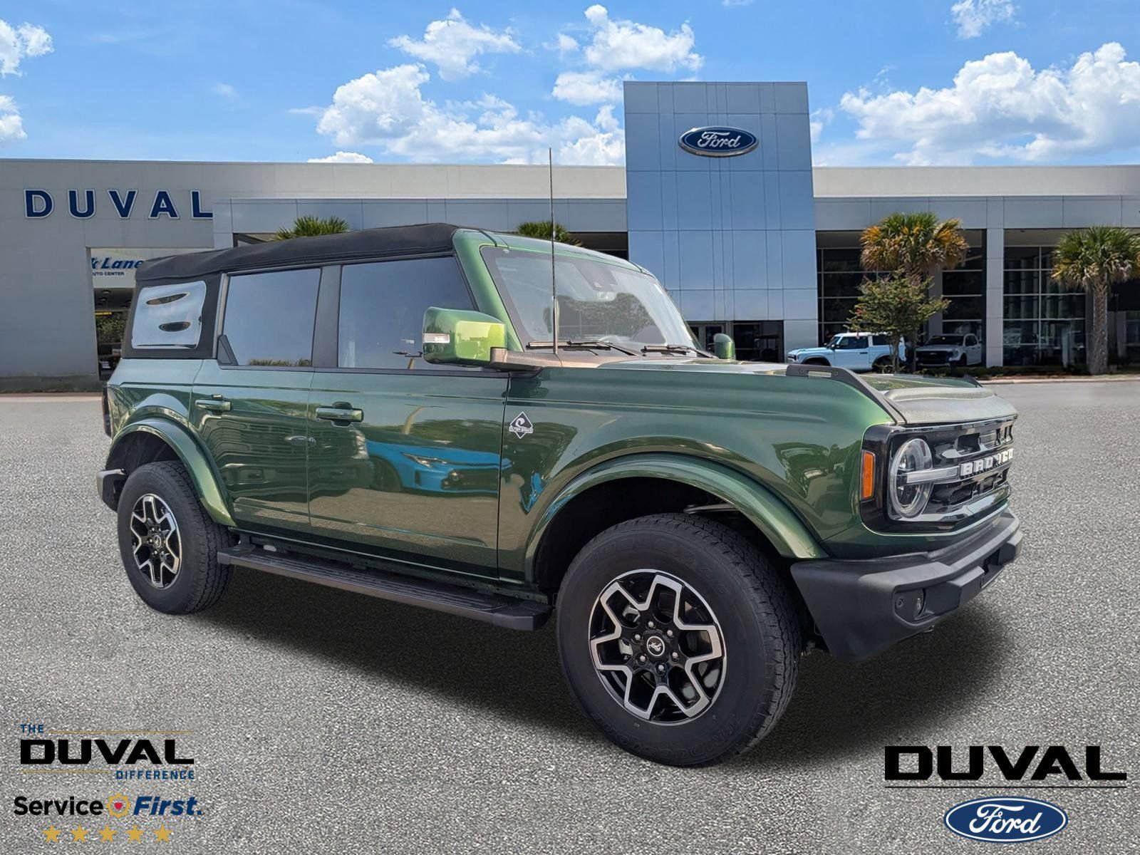 Certified 2024 Ford Bronco Outer Banks AWD/4WD image 1