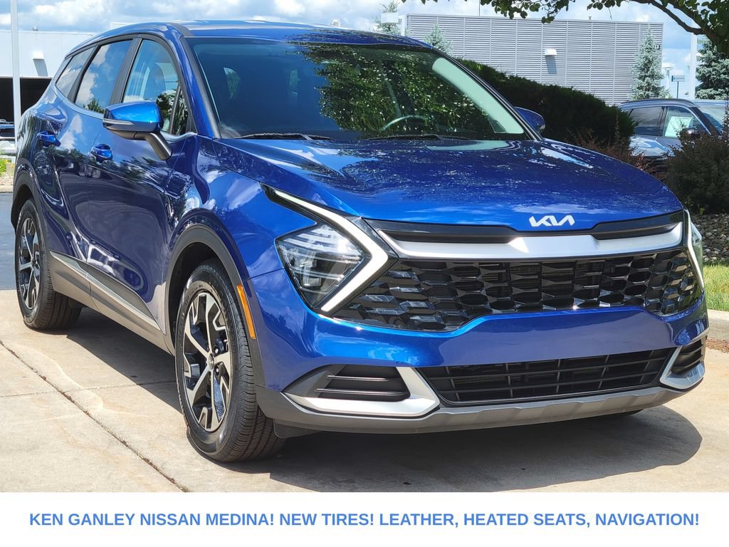 Used 2024 Kia Sportage EX FWD image 1