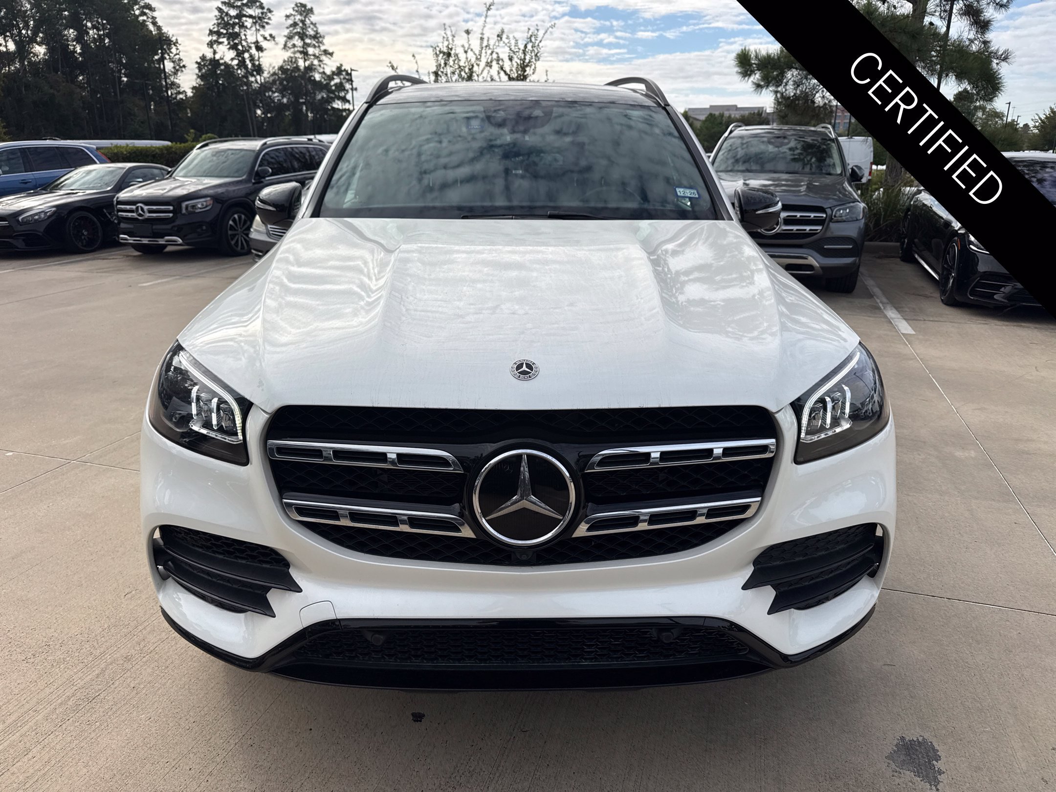 Used 2022 Mercedes-Benz GLS 450 4MATIC image 2