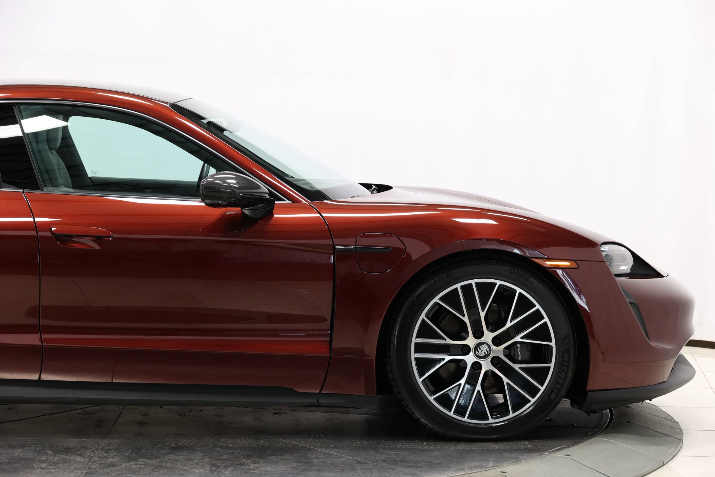 Used 2022 Porsche Taycan image 53