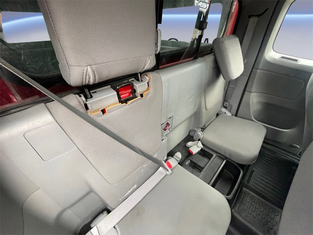 Used 2015 Toyota Tacoma PreRunner image 18