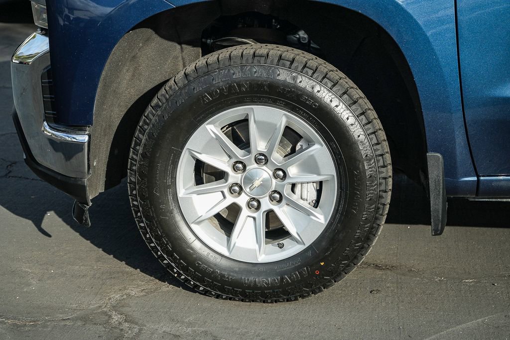 Used 2021 Chevrolet Silverado 1500 LT w/ Bed Protection Package image 11