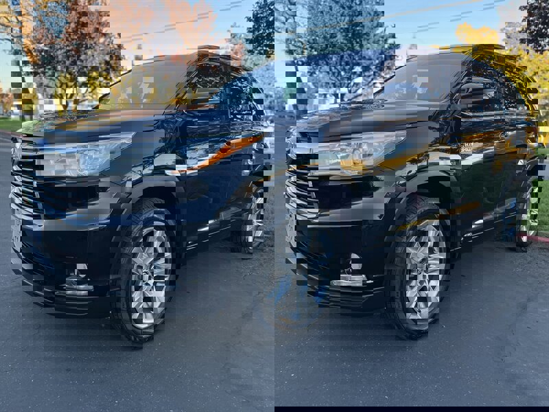 Used 2016 Toyota Highlander Limited image 7