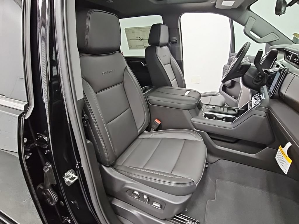 New 2026 GMC Sierra 2500 Denali w/ Denali Reserve Package image 40