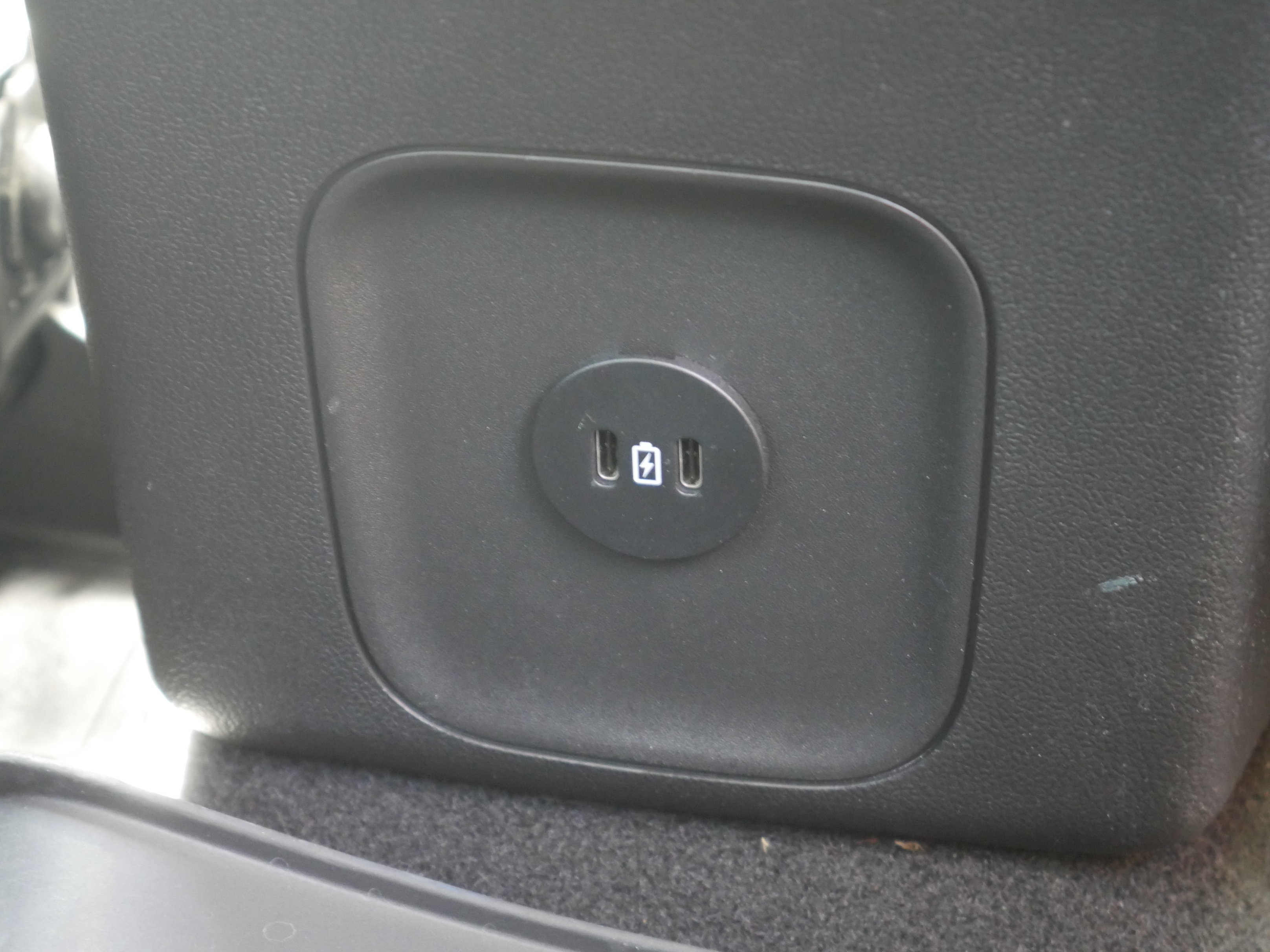 Certified 2024 Ford Escape SE FWD image 28