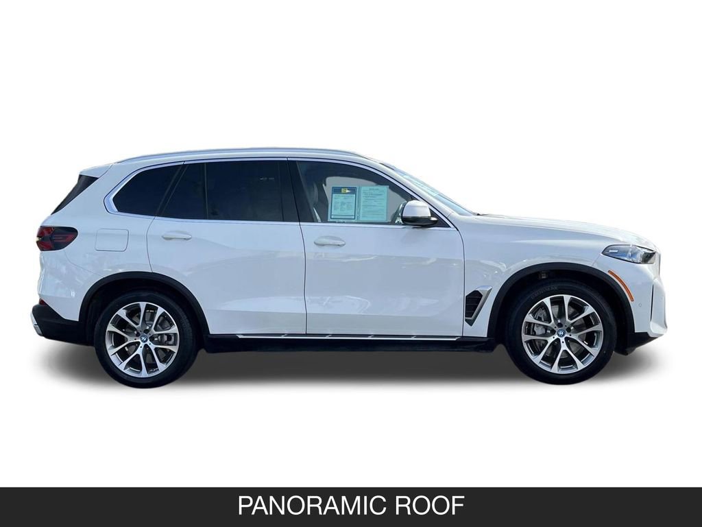 Used 2025 BMW X5 xDrive50e AWD/4WD image 6