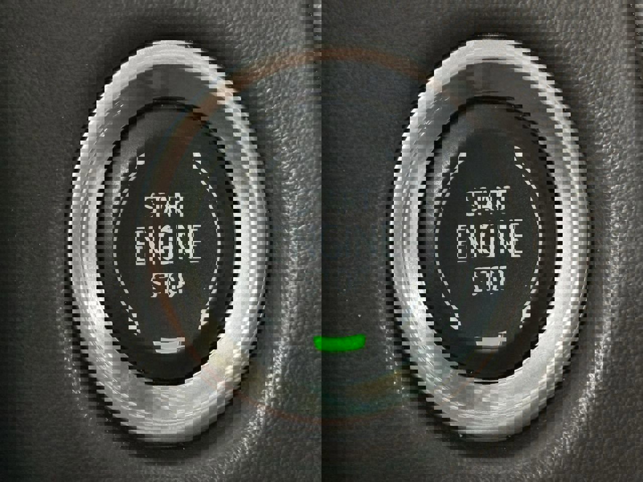 Certified 2024 Chevrolet Suburban LT w/ Luxury Package image 11