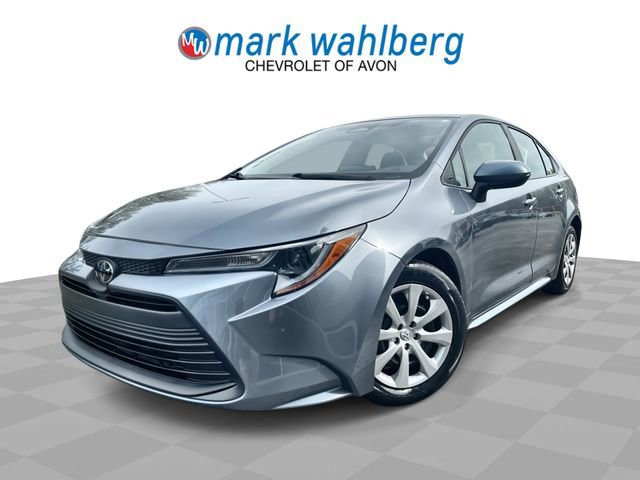 Used 2025 Toyota Corolla LE FWD image 1
