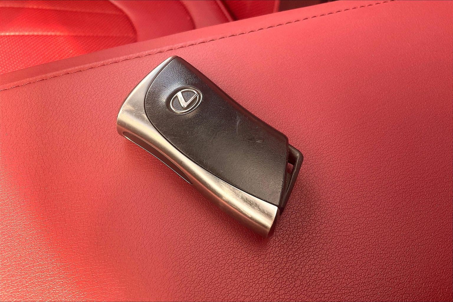 Used 2023 Lexus RX 500h F Sport w/ Accessory Package (Z1) AWD/4WD image 14