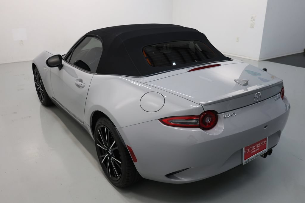 Used 2024 MAZDA MX-5 Miata Grand Touring w/ Weather Package RWD image 58