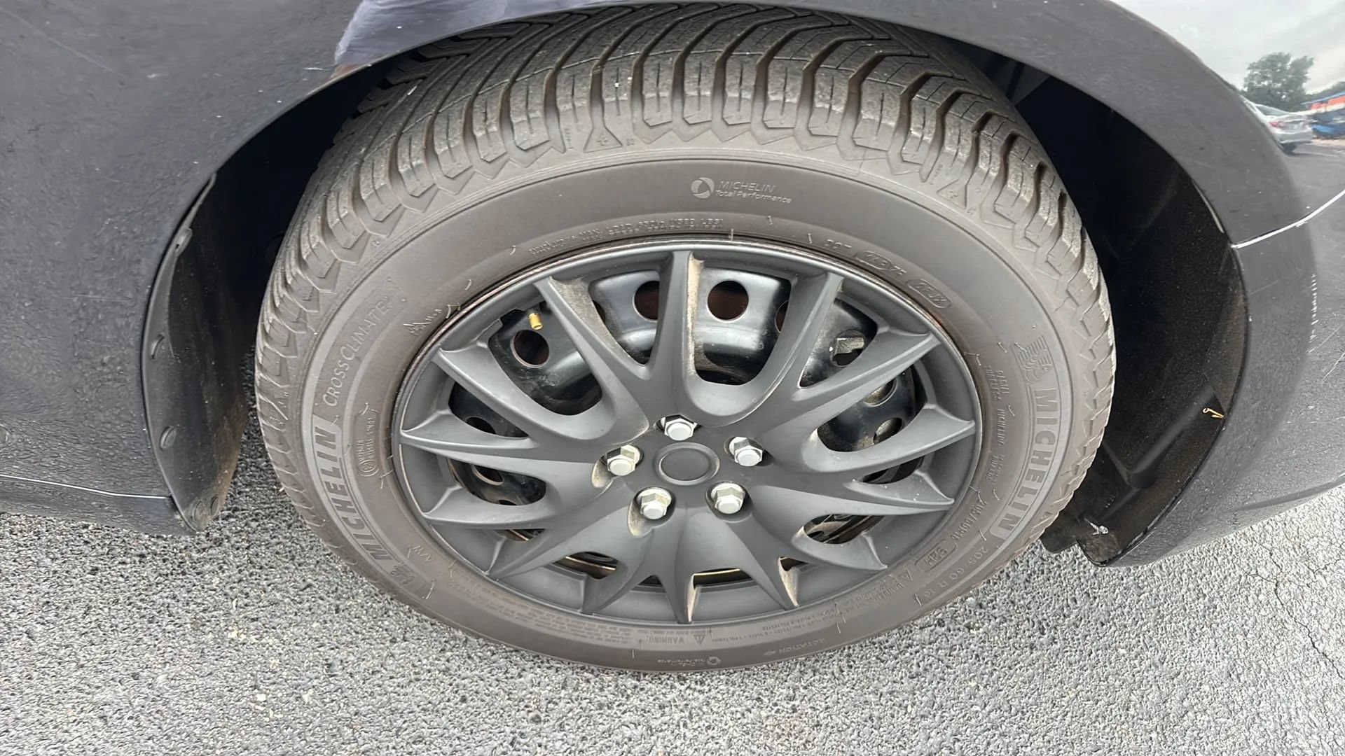 Used 2019 Ford Fusion S FWD image 34