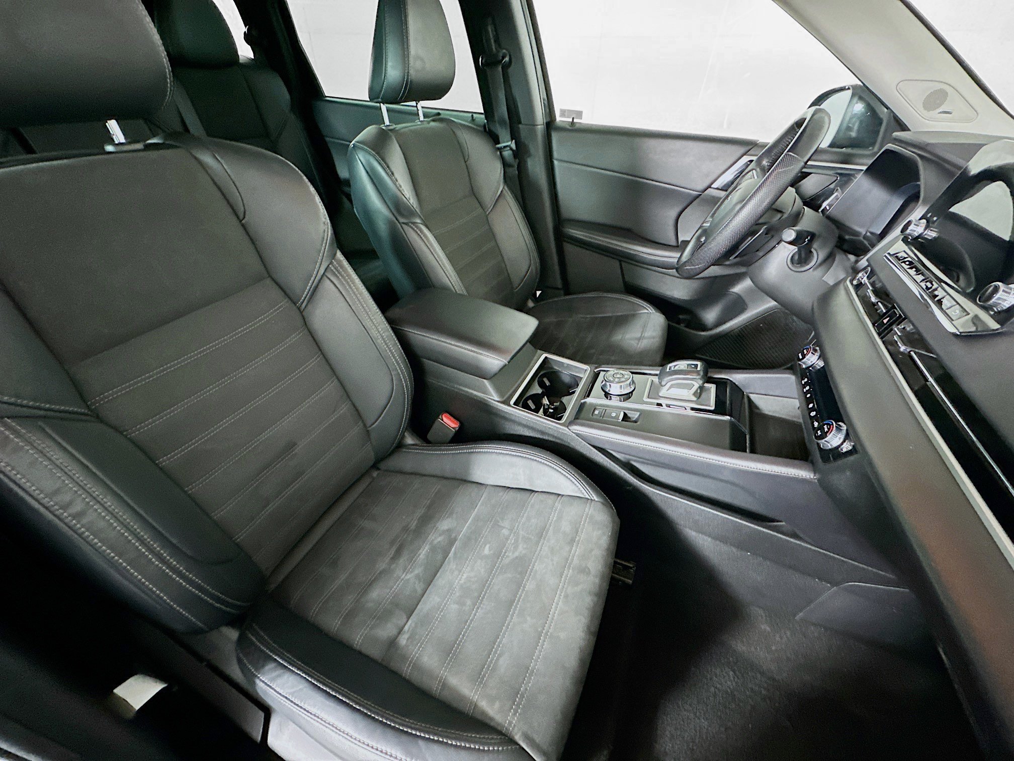 Used 2023 Mitsubishi Outlander SE FWD image 33