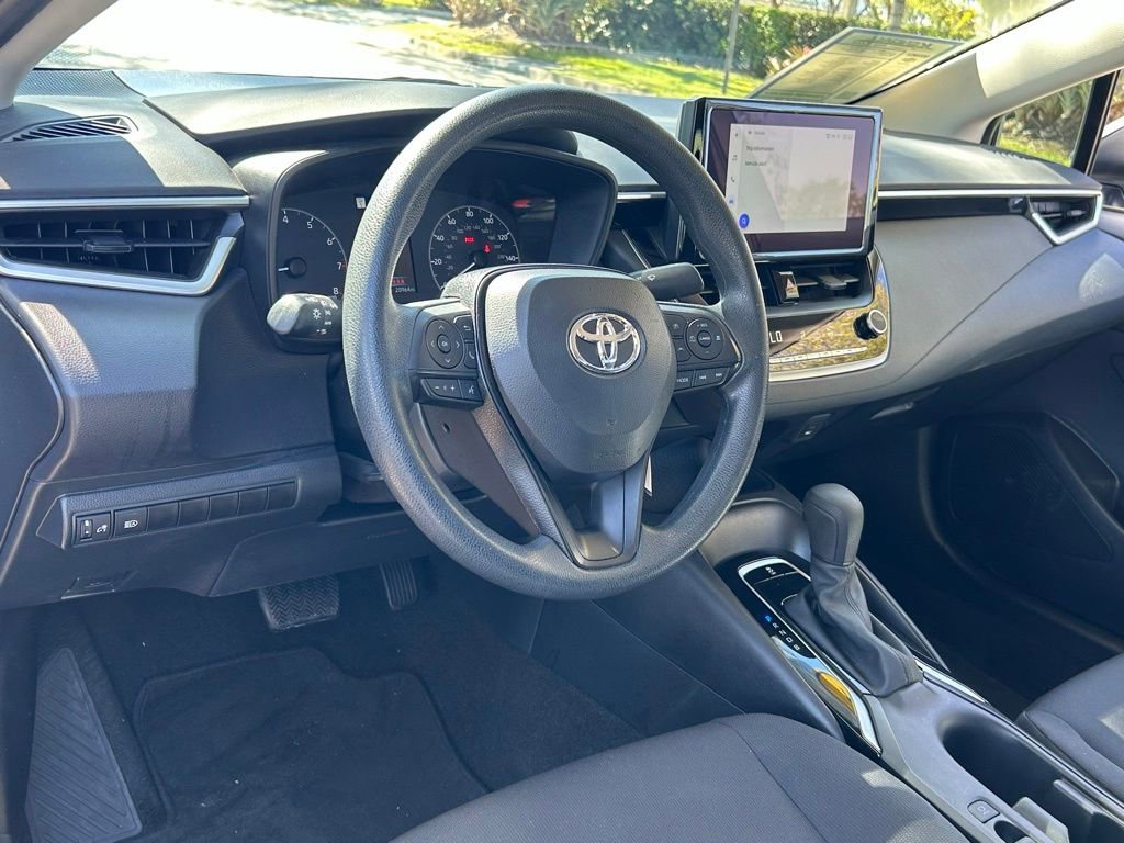 Used 2024 Toyota Corolla LE image 38
