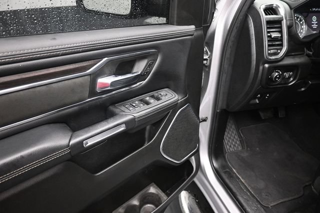 Used 2025 RAM 1500 Laramie w/ Sport Appearance Package AWD/4WD image 18
